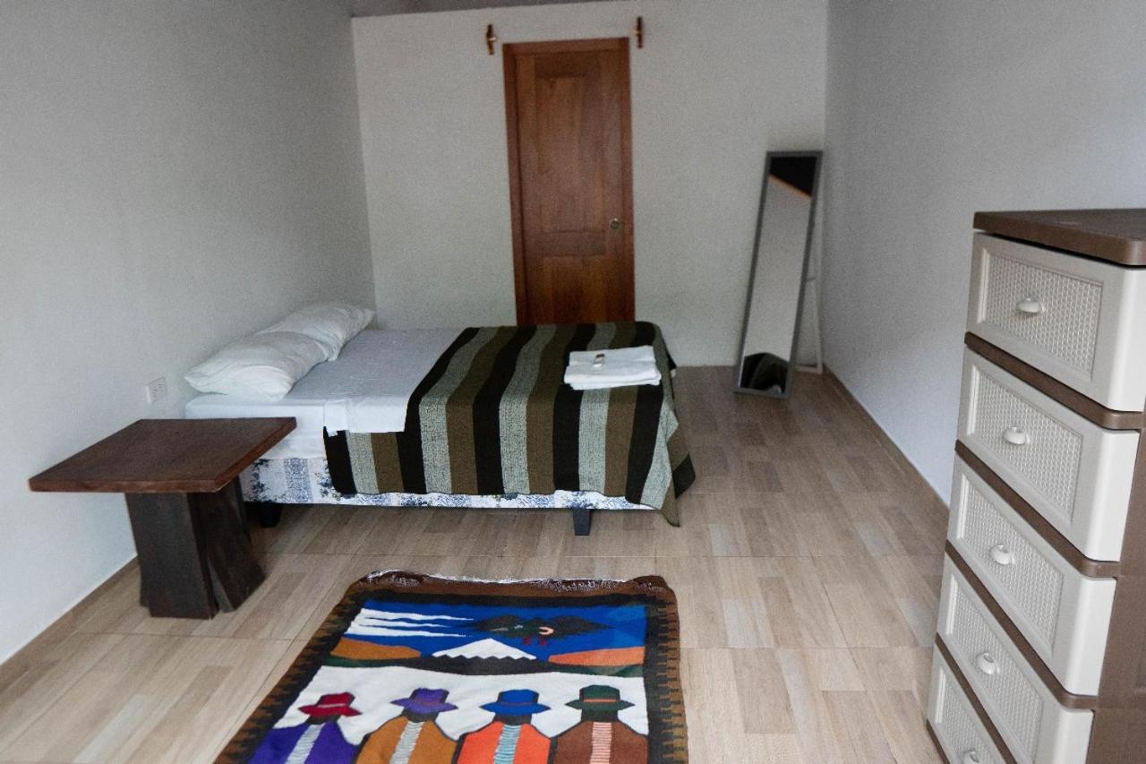Albergue Galapagos Morning Glory